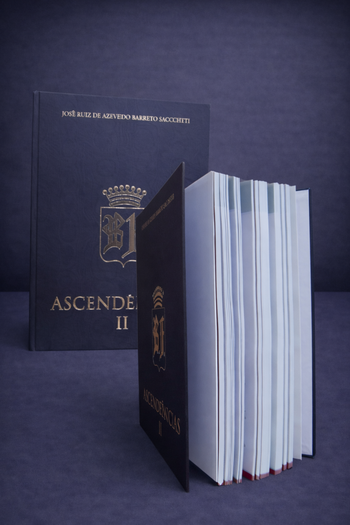 Livro capa dura - ESAG - Estúdio de Artes Gráficas